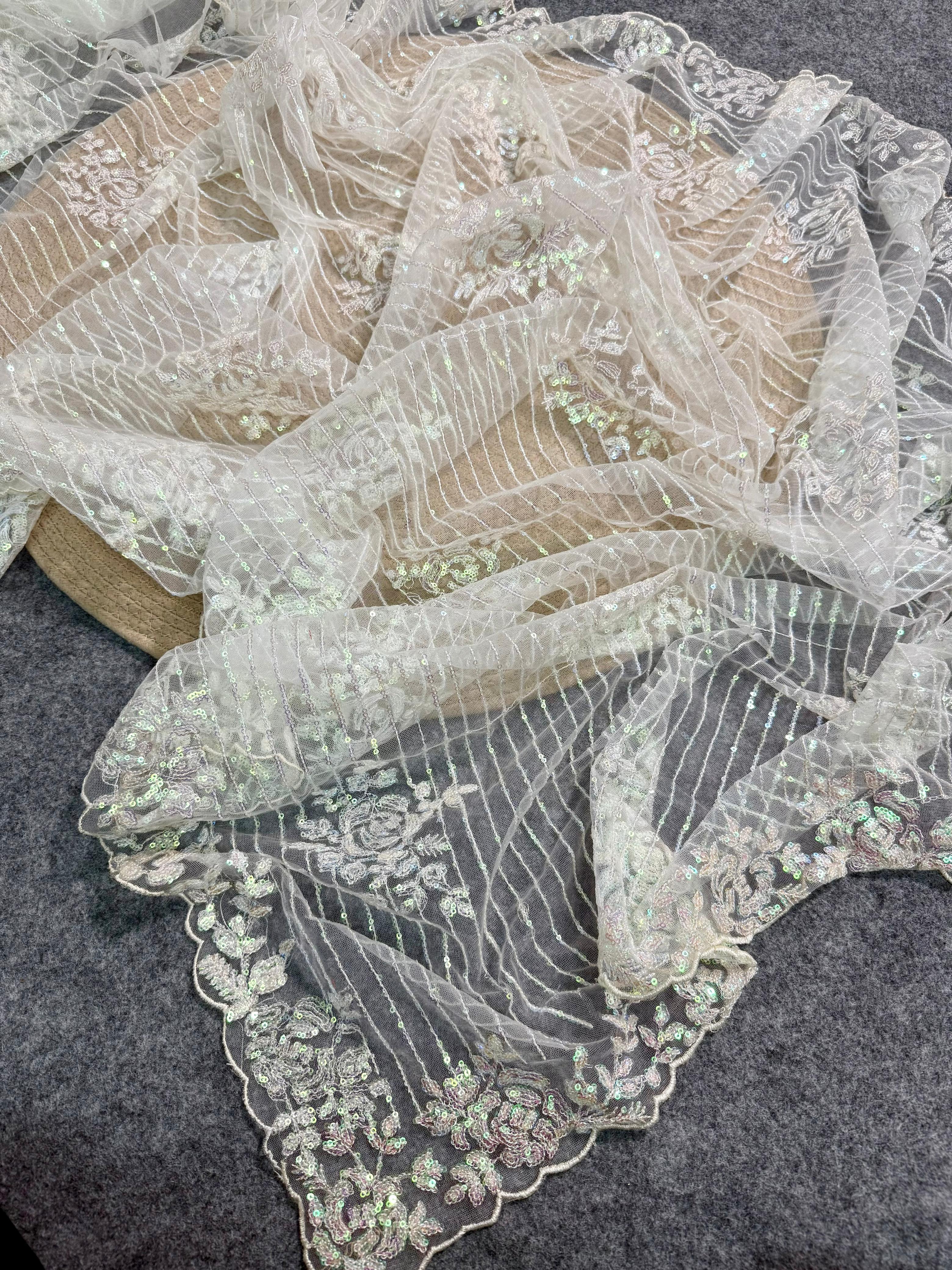 SNOW - PURE ELEGANCE