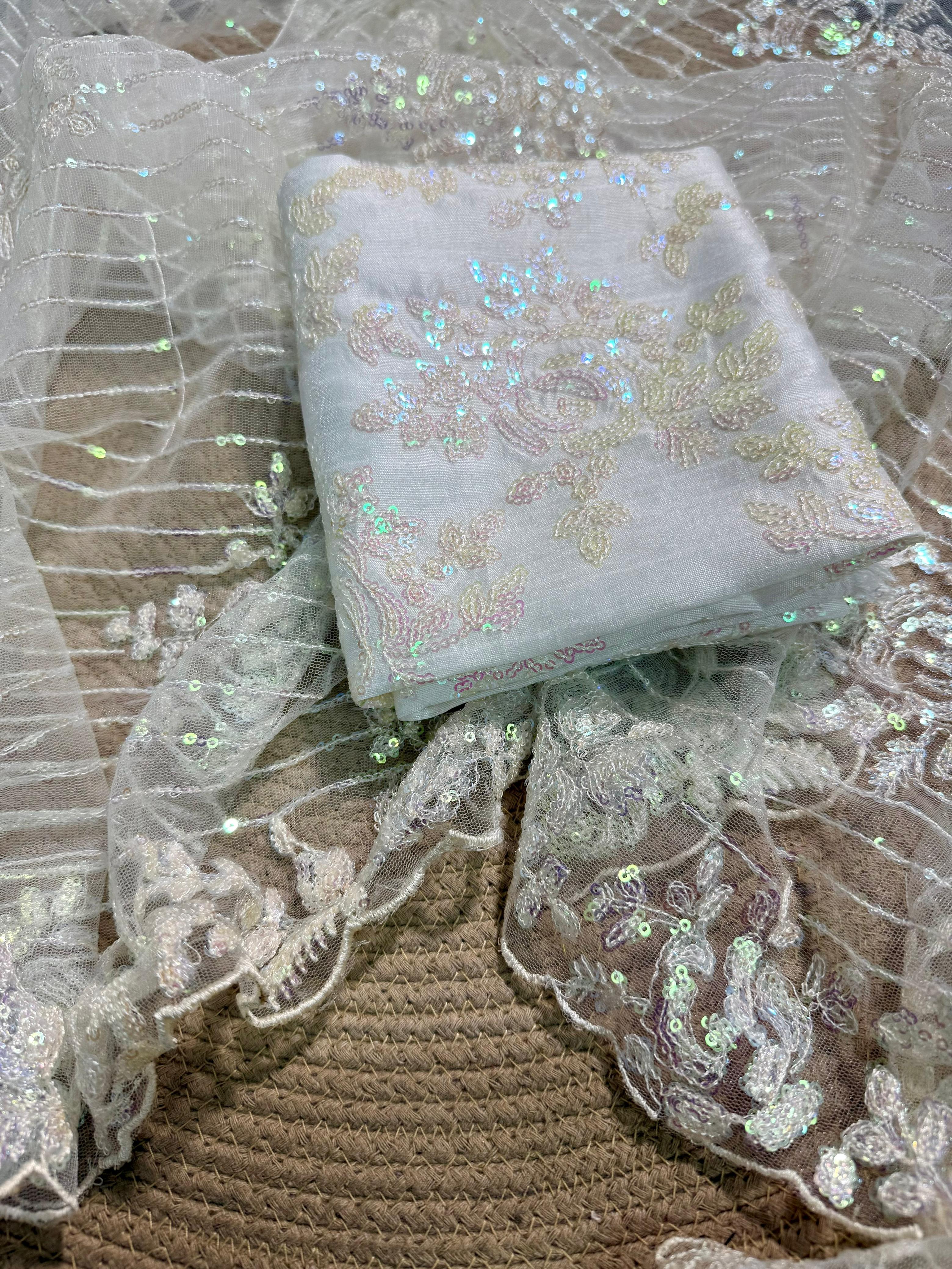 SNOW - PURE ELEGANCE