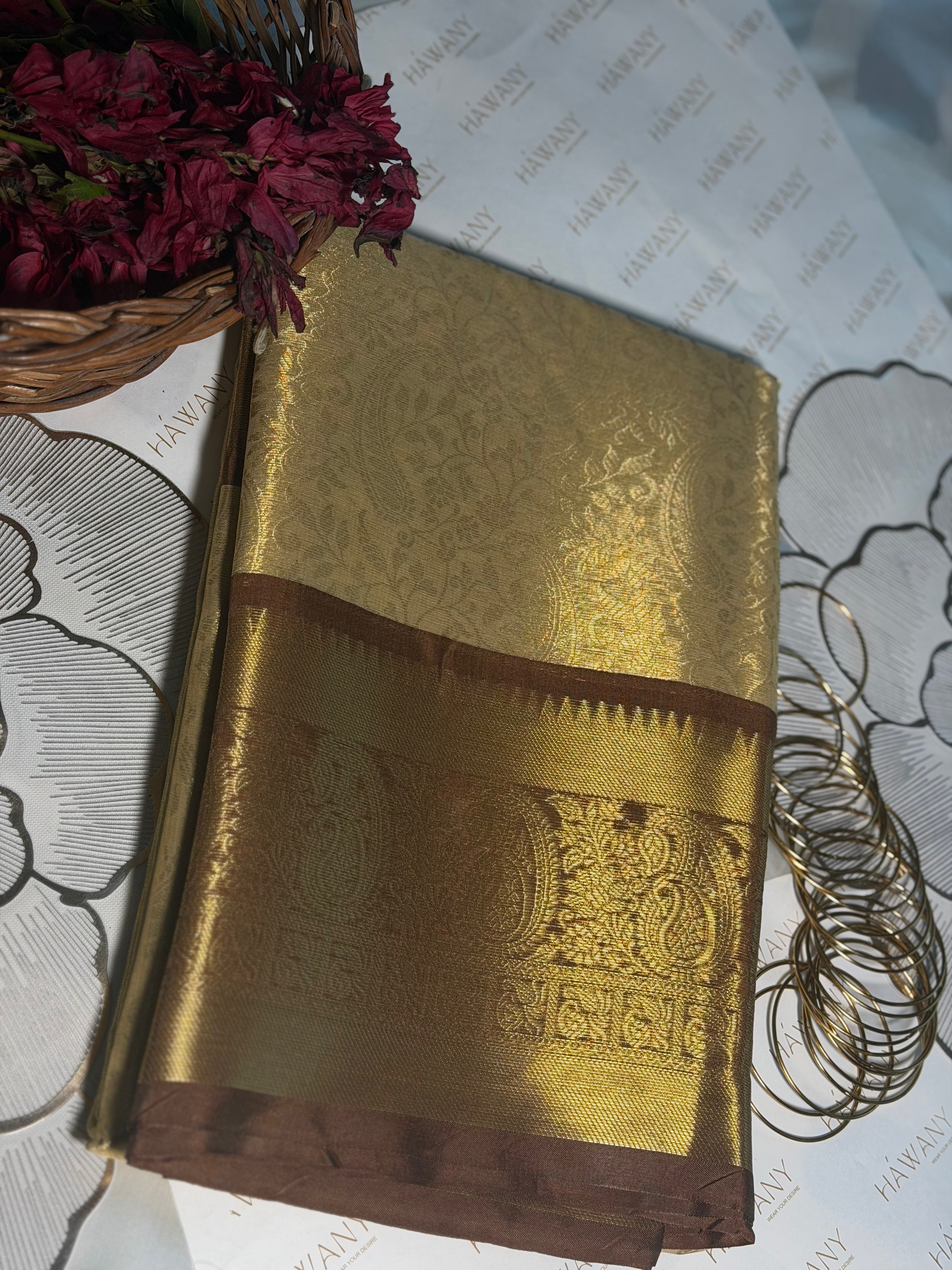 ✨ LEYA - Pure Elegance, Pure BANARAS