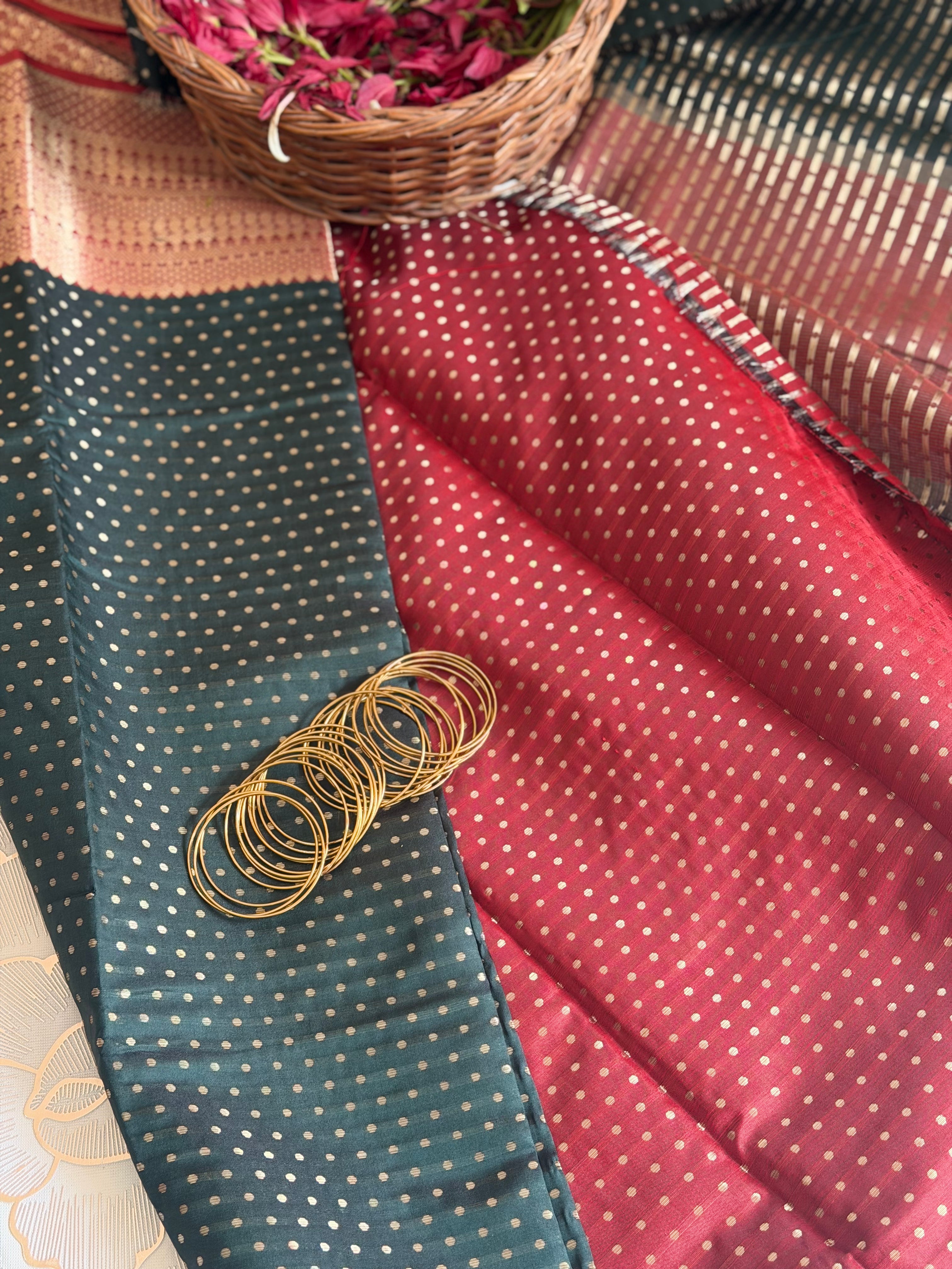 DIVA - DARK GREEN AND RED