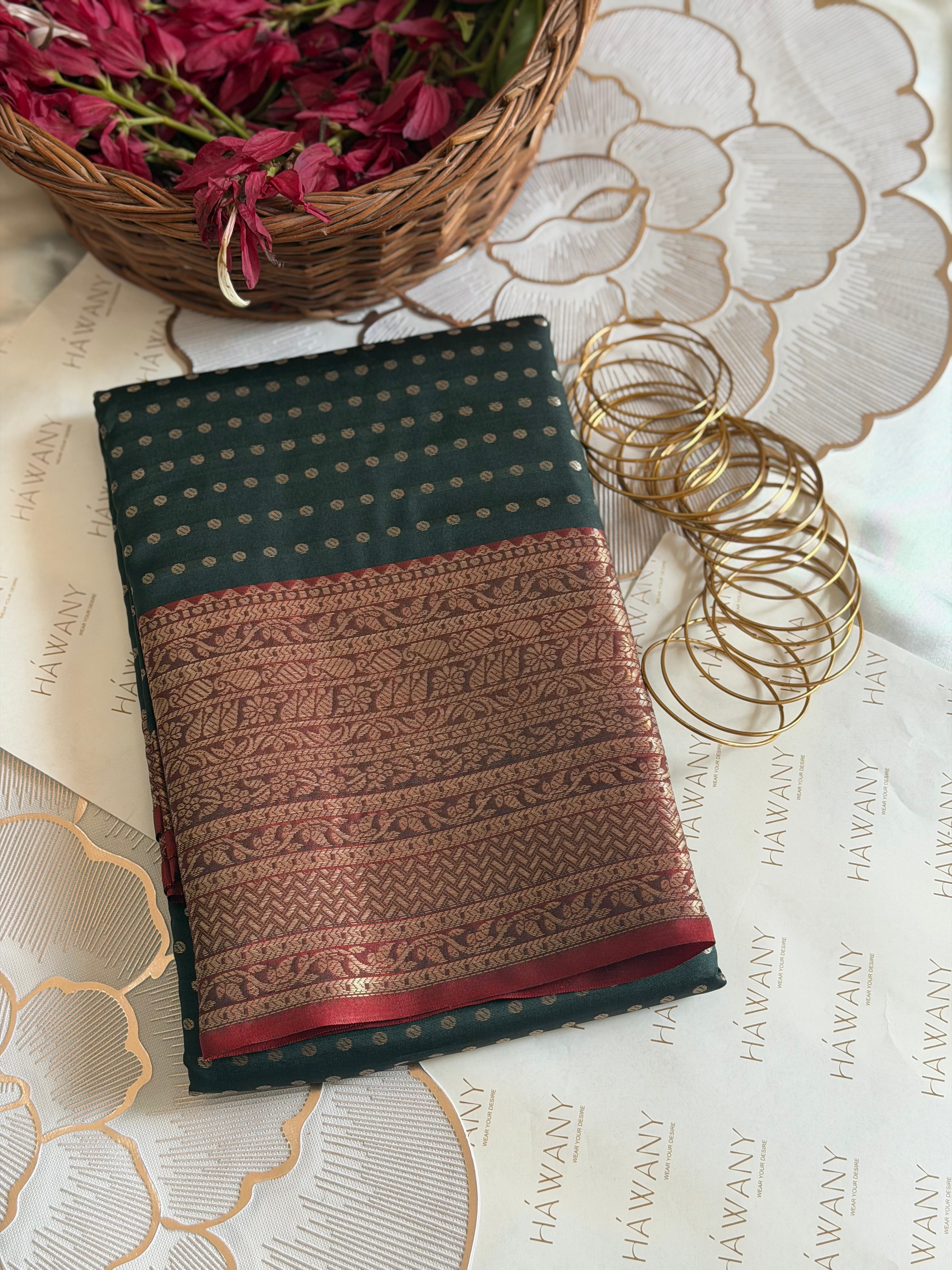 DIVA - GREEN AND MAROON