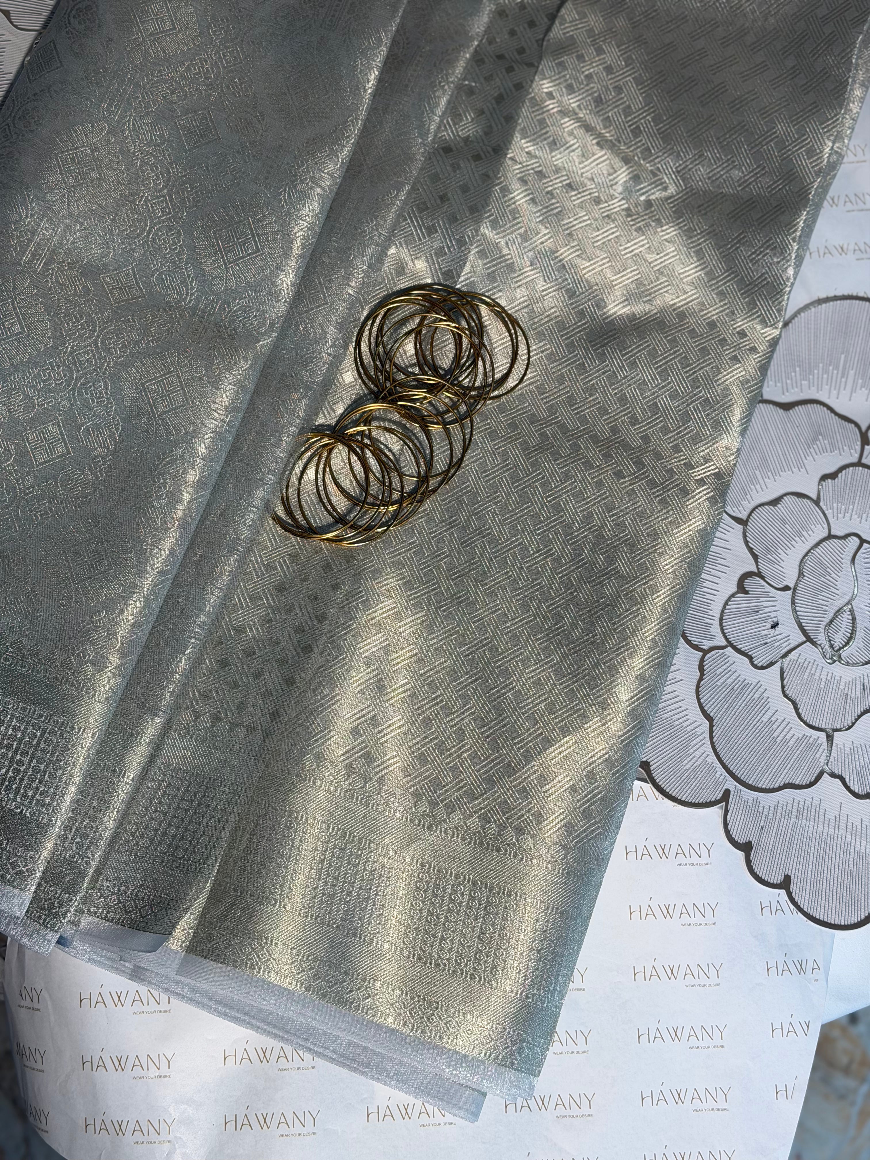 NOEL - Tissue silk with Maroon Blouse